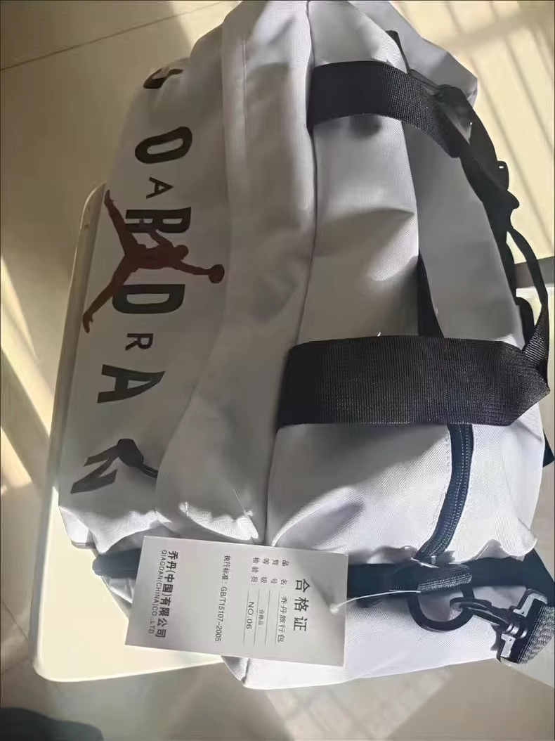 飞人斜挎包大容量运动篮球包美式大手提包
